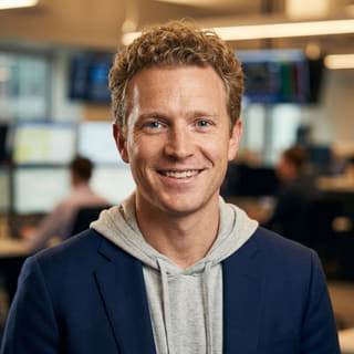 Ryan Brooks, Analyste Senior en Trading au sein de Lune Rendaure